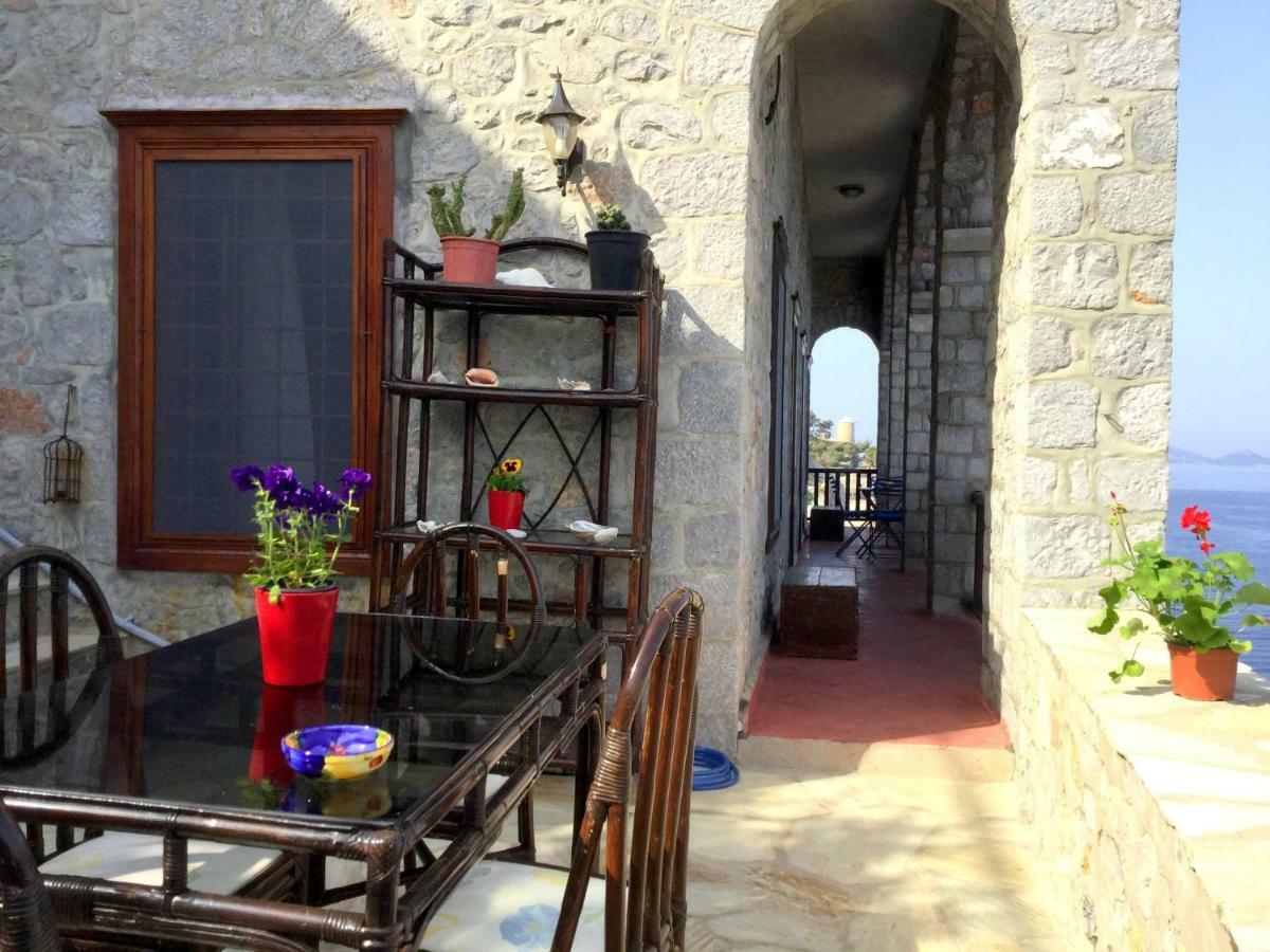 Villa Castello 이드라 외부 사진